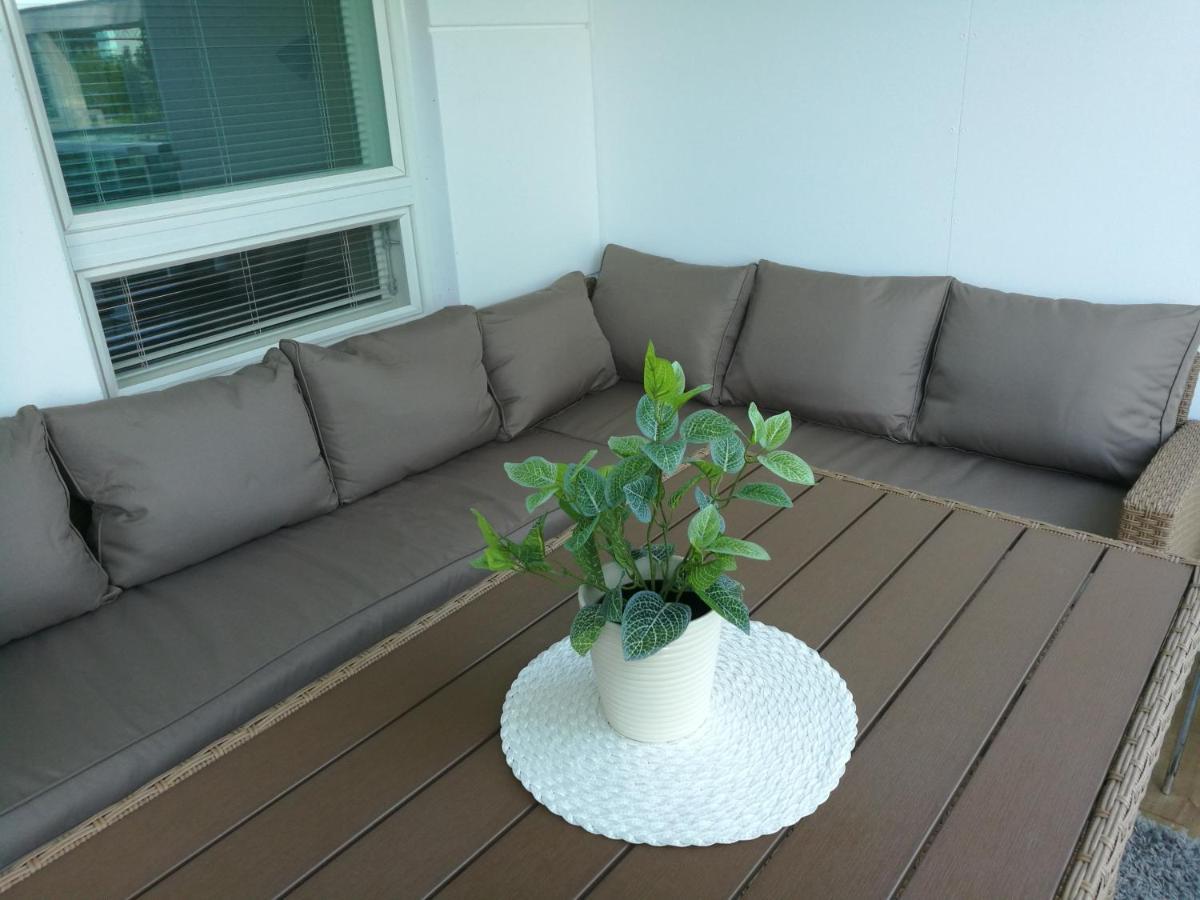 Starhomes Double Lux 8 Оулу Екстериор снимка