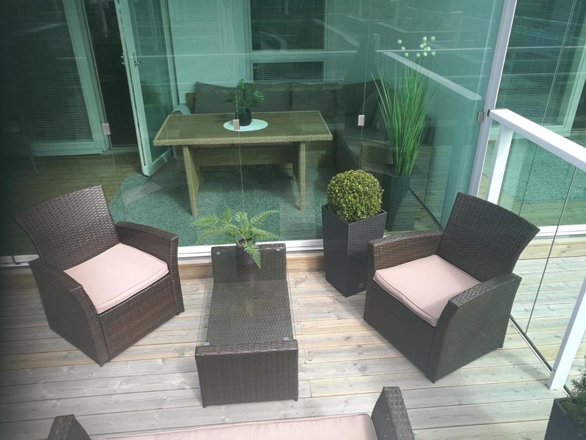 Starhomes Double Lux 8 Оулу Екстериор снимка
