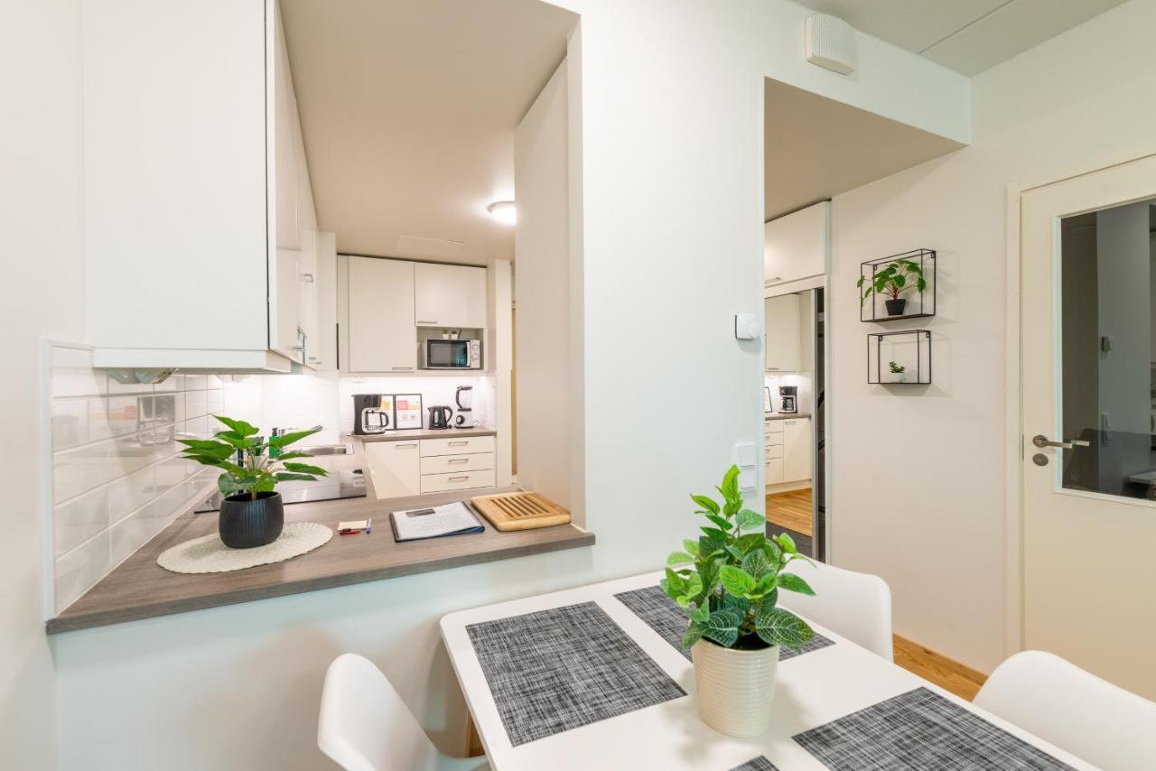 Starhomes Double Lux 8 Оулу Екстериор снимка
