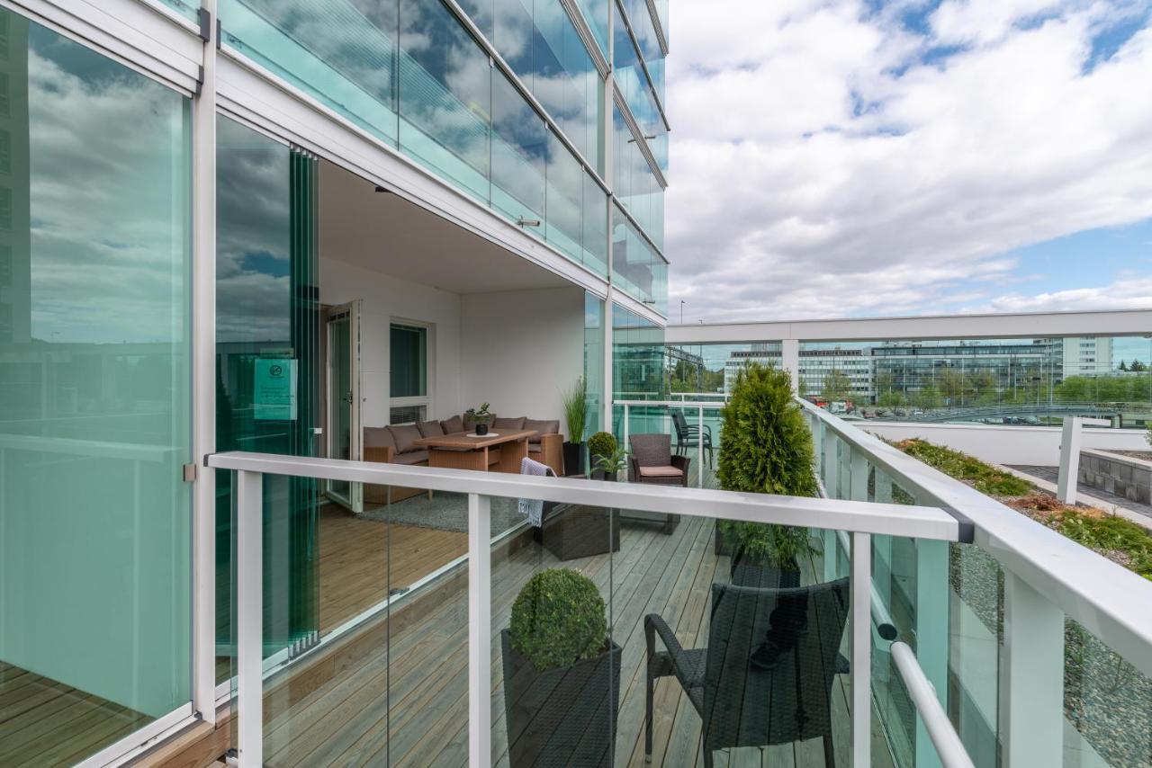 Starhomes Double Lux 8 Оулу Екстериор снимка